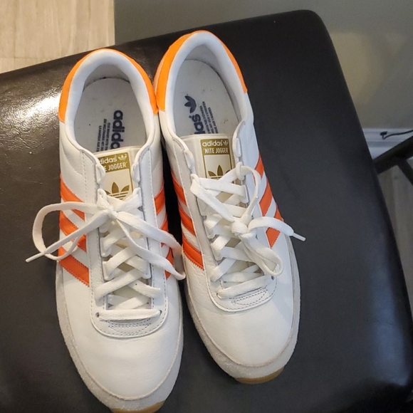 Shoes - Picture 2 of 2